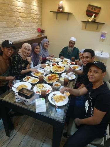 Happy Customers at Hadramawt Johor Bahru