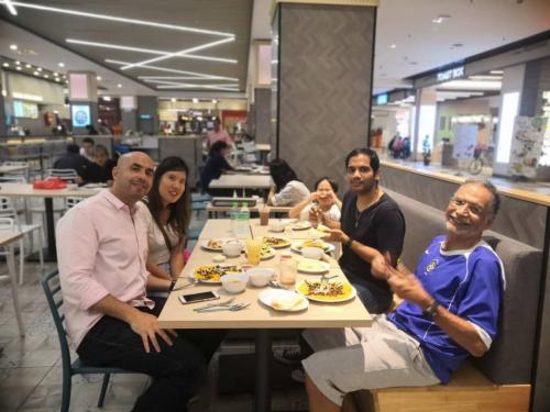 Happy Customers at Hadramawt Petaling Jaya Branch